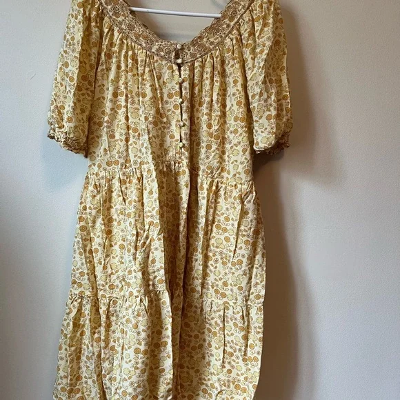 Butter yellow Floral Puff Sleeve Dress farmhouse dress - Picture 6 of 9